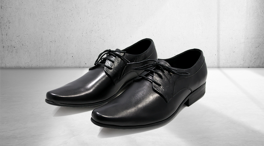 Giày Huy - Những đôi giày thể hiện được nét đẹp và phong cách thời trang của bạn. Với các kiểu dáng và màu sắc phù hợp với mọi hoàn cảnh, một đôi giày từ thương hiệu uy tín như Huy sẽ là điểm nhấn hoàn hảo cho phong cách của bạn.